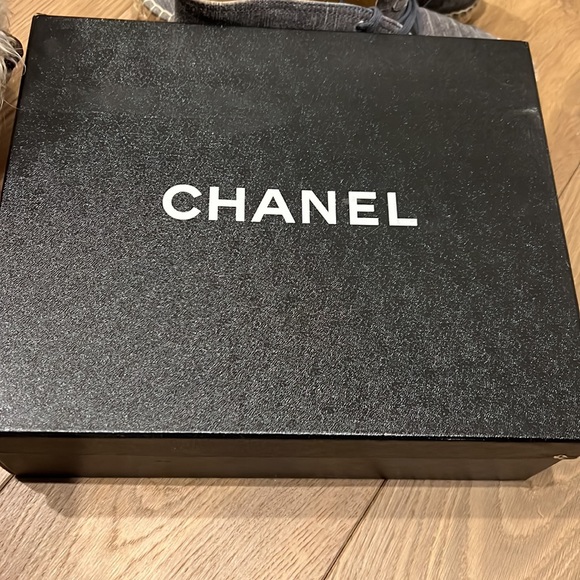 CHANEL Espadrille high tops - Picture 6 of 6